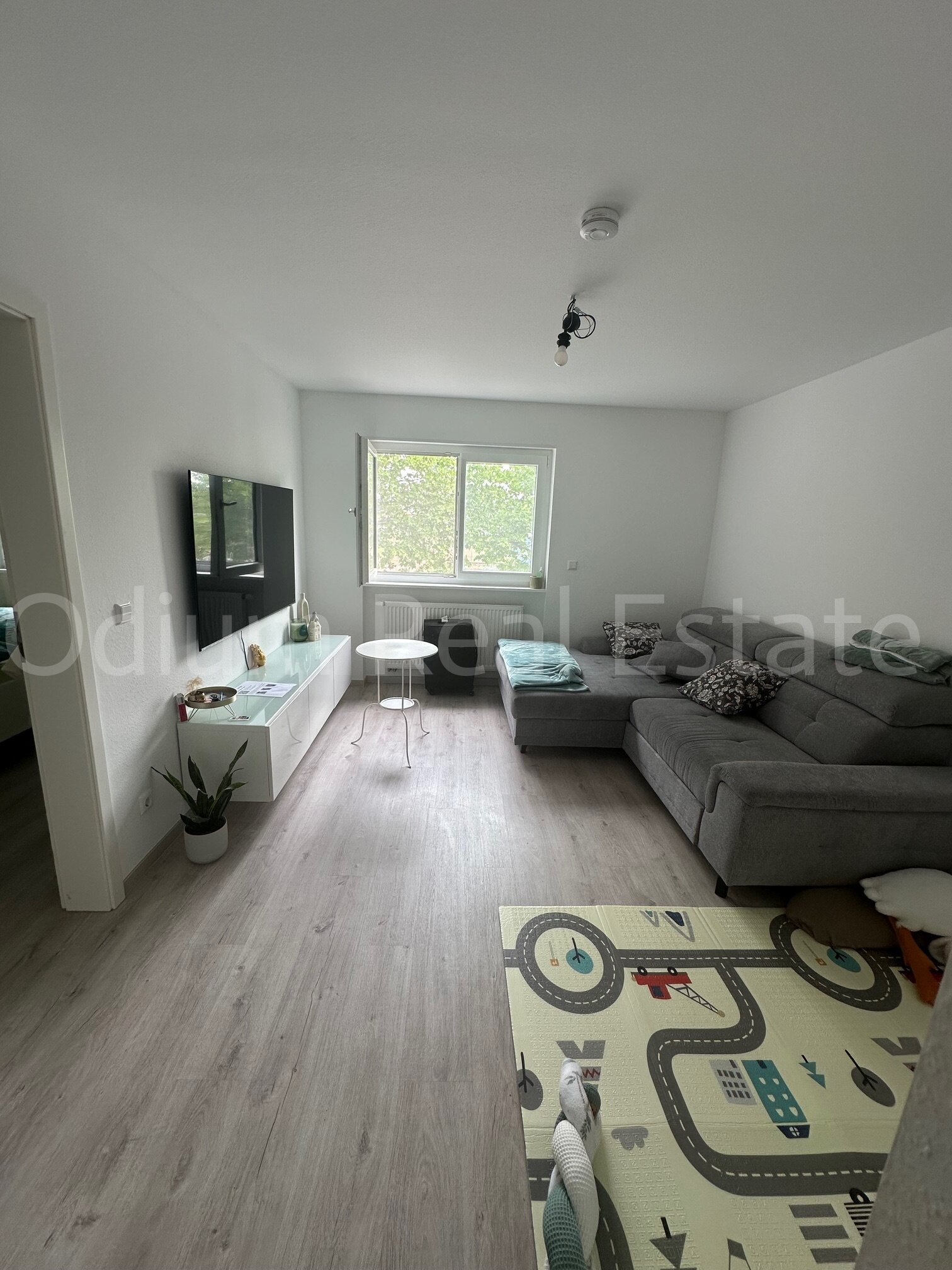 liebevoll renovierte Wohnung mit toller Wohnküche liebevoll renovierte Wohnung mit toller Wohnküche